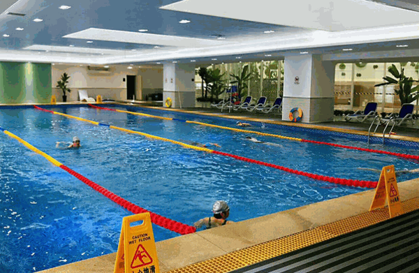 金鹏游泳健身俱乐部